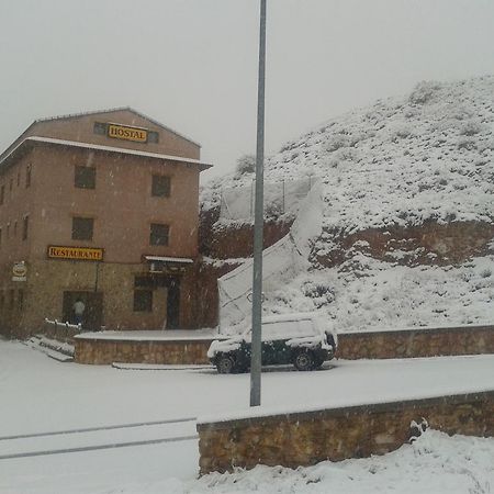 Hostal El Olmo Camarena de la Sierra Esterno foto