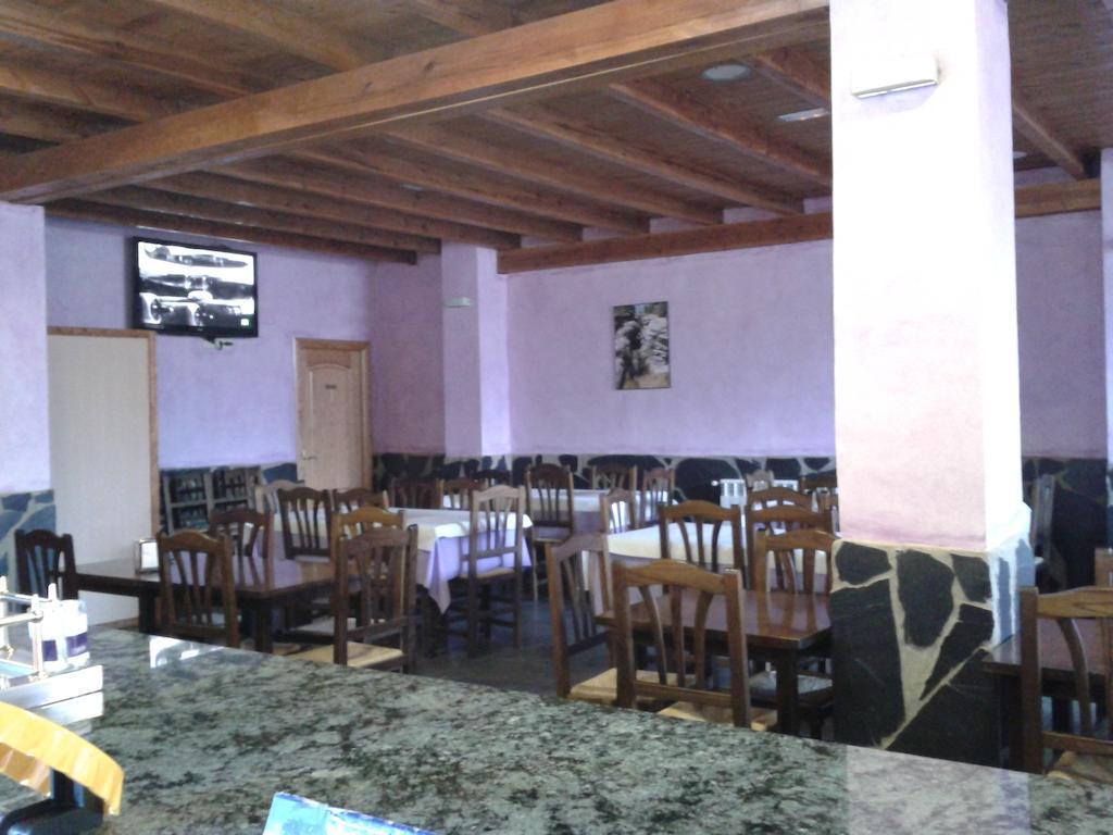 Hostal El Olmo Camarena de la Sierra Esterno foto