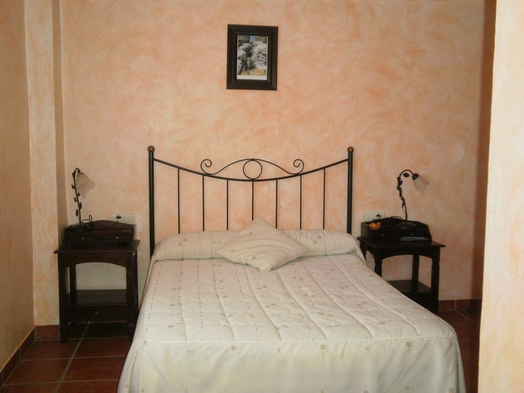 Hostal El Olmo Camarena de la Sierra Camera foto