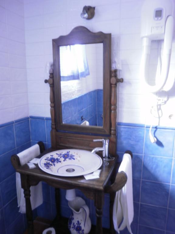 Hostal El Olmo Camarena de la Sierra Camera foto